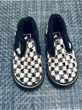 Vans Kids Slip-On Checkerboard Sneakers - Black & White
